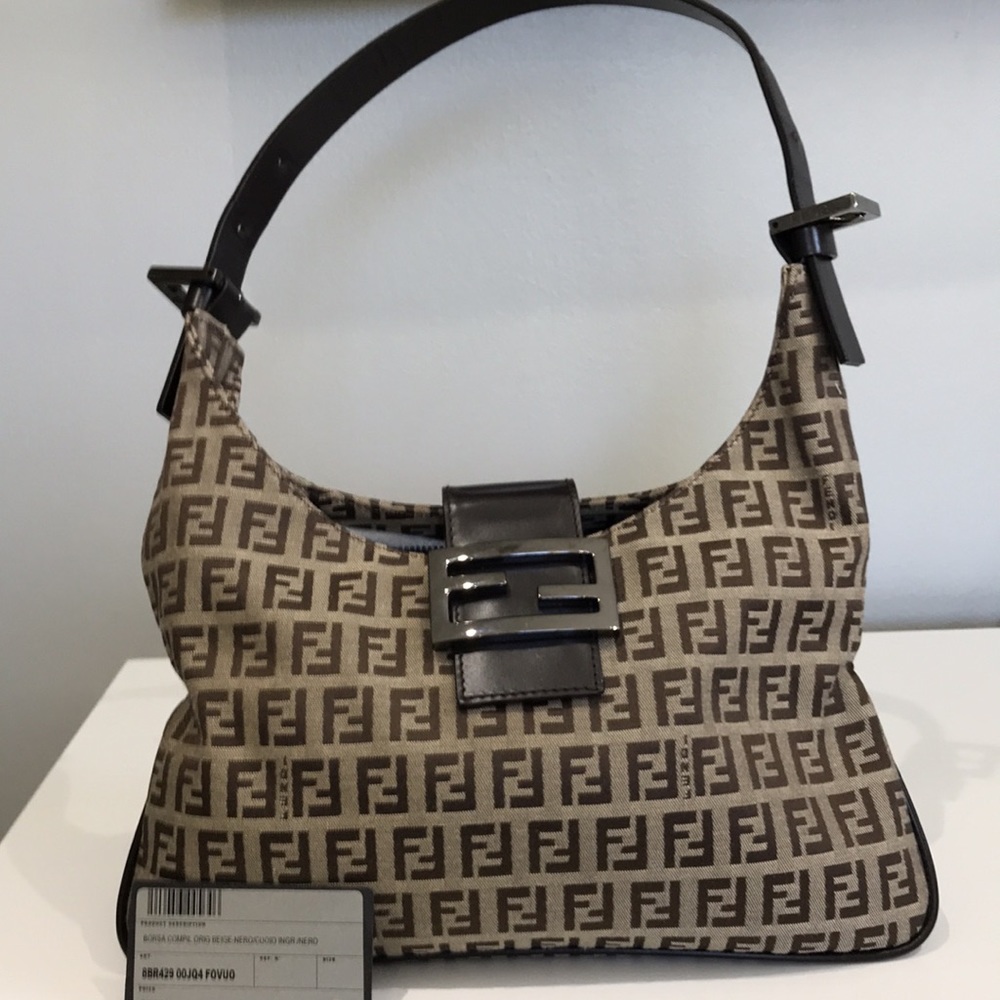 FENDI shoulder strap bag